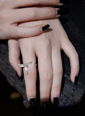 東黑三白/ 盛开 s930纯银原创设计感小众百搭基础开口女戒指礼物