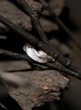 東黑三白/ 扭扭戒 s930纯银百搭简约开口女戒指礼物