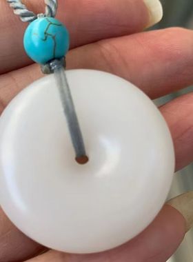 强烈推荐新疆羊脂白玉平安扣吊坠细腻油润密度高脂粉浓郁收藏送礼