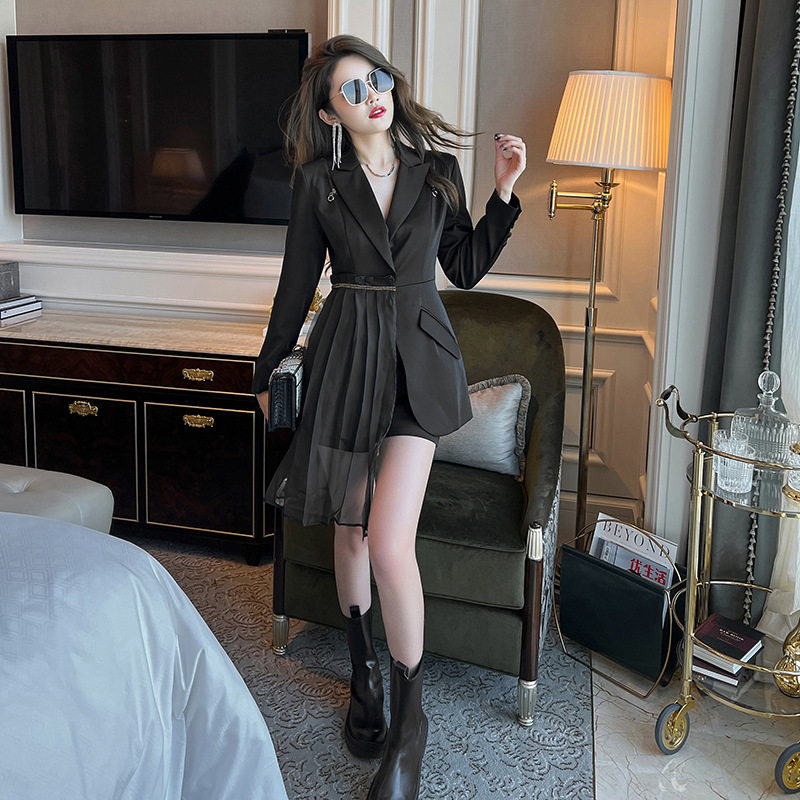 2026秋季新款气质女西装领收腰显瘦连衣裙短款两件套时尚百搭外套,淘宝优惠券,粉丝福利购,淘宝优惠卷