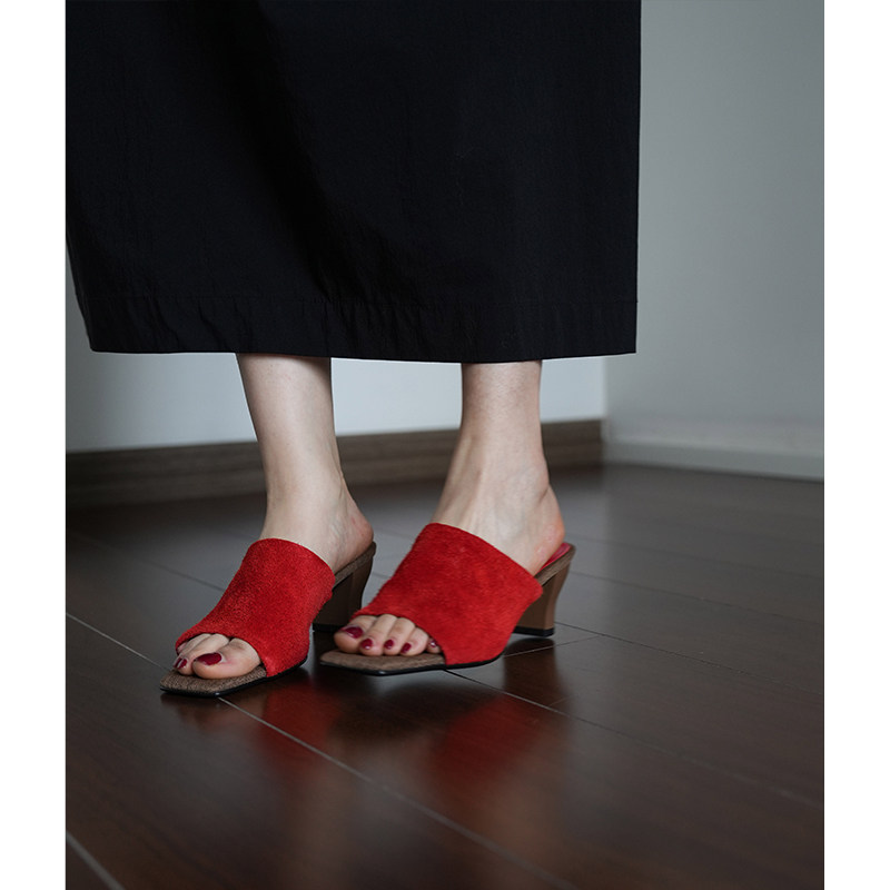 Fermina 轻复古牛皮露趾一字拖鞋女夏外穿简约粗跟高跟凉拖度假拖,淘宝优惠券,粉丝福利购,淘宝优惠卷