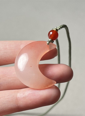 【高品货头】桃花酿月牙吊坠女款金丝玉樱花粉色月亮玉挂件毛衣链