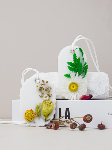 万氛OneFavor衣柜香薰干花蜡片衣橱蜡牌新款衣服卧室除异味香氛片 - 图2