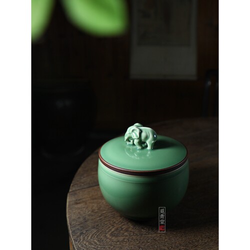 龙泉青瓷名师吴国峰象罐茶叶罐普洱储茶罐大号手工密封普洱醒茶罐 - 图0