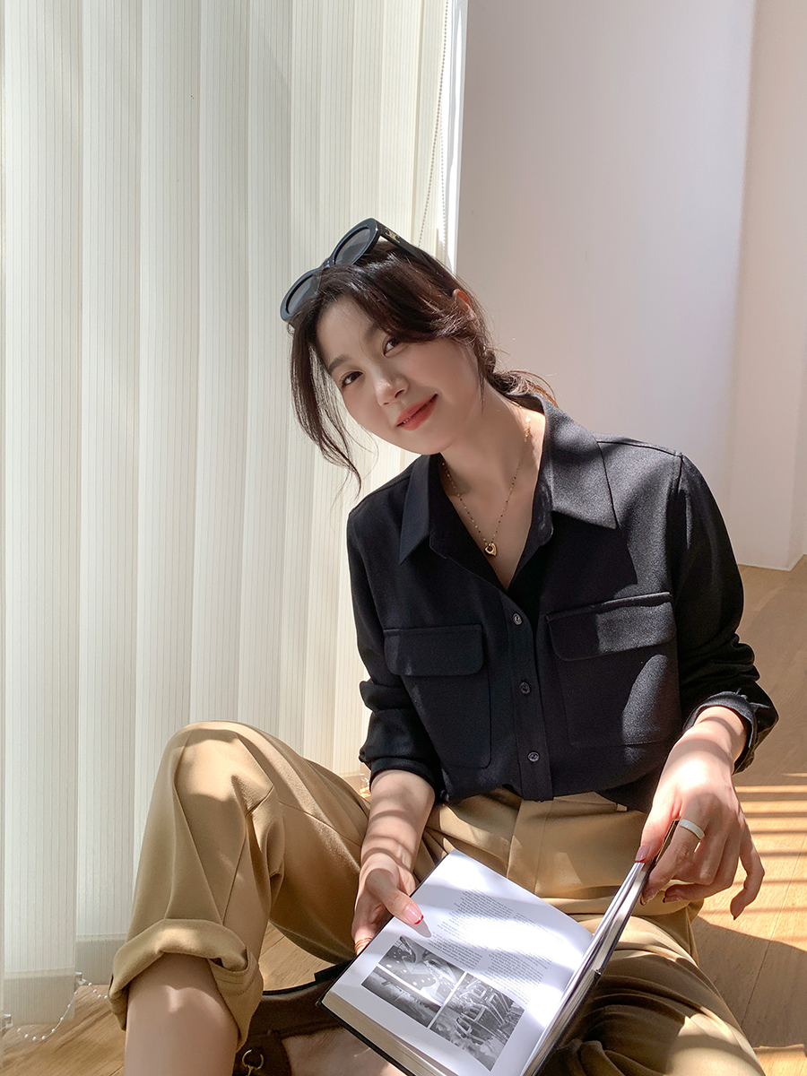 斜纹微弹四色选单排扣简约衬衫女 姐自制 K 口袋衬衫 斜纹微弹四色选单排扣简约衬衫女 姐自制 K 口袋衬衫