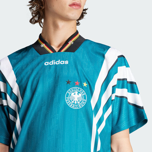 Adidas/阿迪达斯正品德国队足球休闲文化男士运动球衣IT7751 - 图2