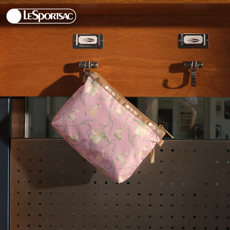 LeSportsac乐播诗新款潮流系列优雅粉色小手机包零钱收纳手拿包,淘宝优惠券,粉丝福利购,淘宝优惠卷