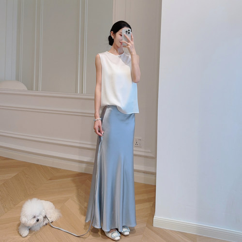 嫚渡小众简约时尚轻奢气质显瘦秋季性感法式复古长款纯色长袖套装 - 图0