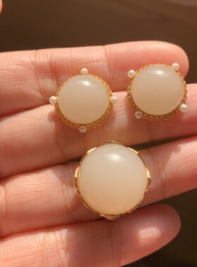 毕业收藏级和田玉浓藕粉肥圆条镯浓藕粉镯子玉镯戒指耳钉套装55