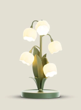 氛围感花卉床头灯房间改造小物件