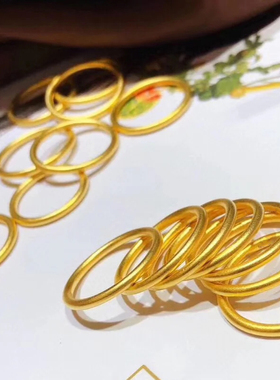 素圈戒指女古法越南沙金仿真黄色麻花设计小众叠带轻奢小方戒实心