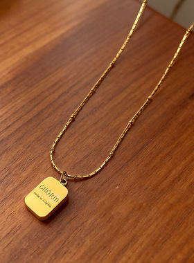 金色小方砖钛钢项链女款轻奢小众2025新款高级感毛衣颈链装饰