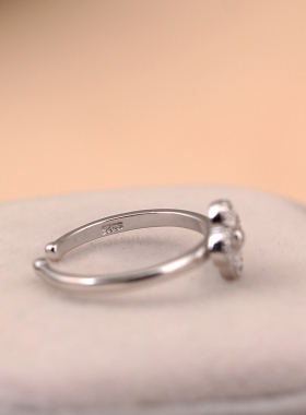 925纯银轻奢四叶草镶钻开口戒指