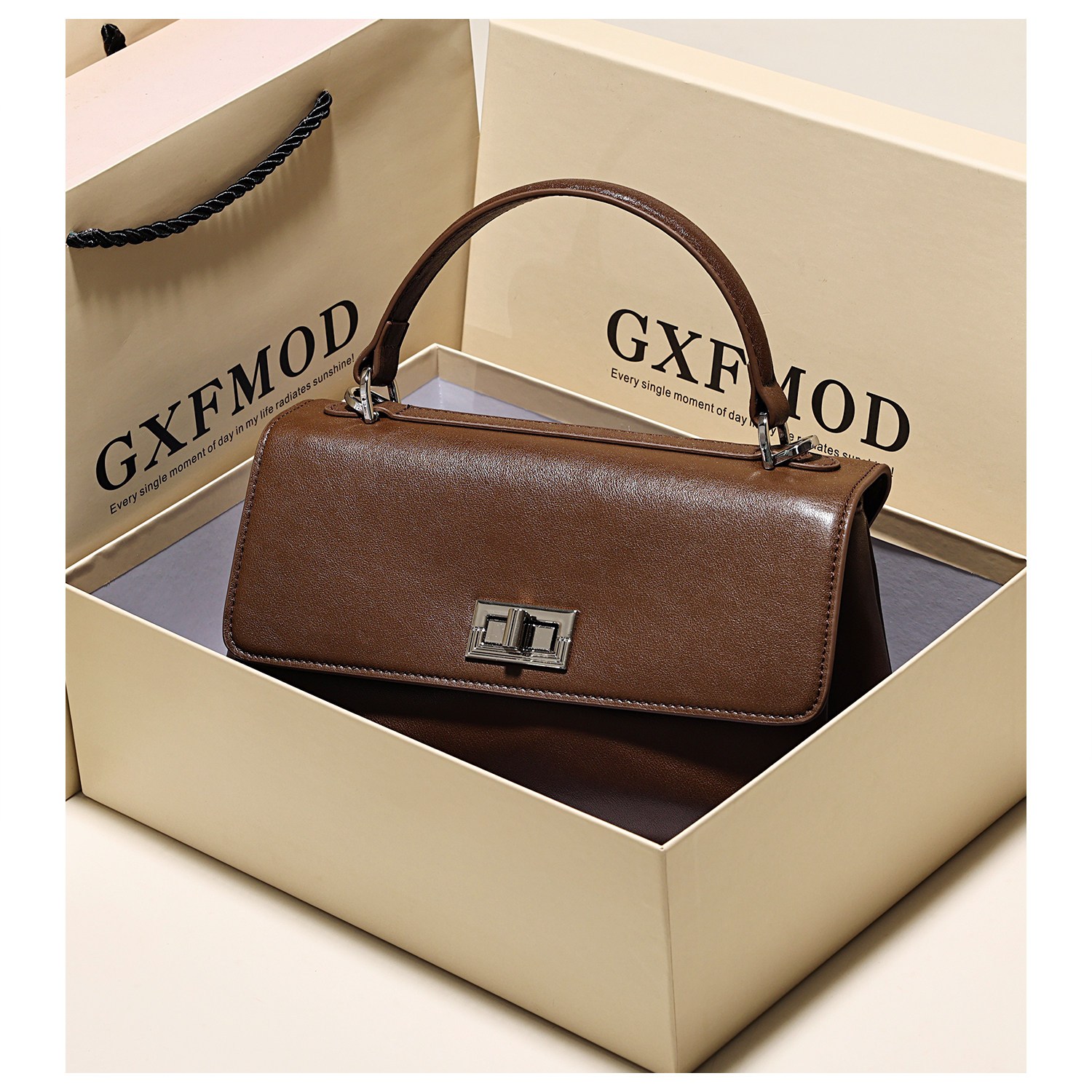 GXFMOD原创设计轻奢真皮小方包女2025秋冬新款简约时尚手提斜挎包,淘宝优惠券,粉丝福利购,淘宝优惠卷