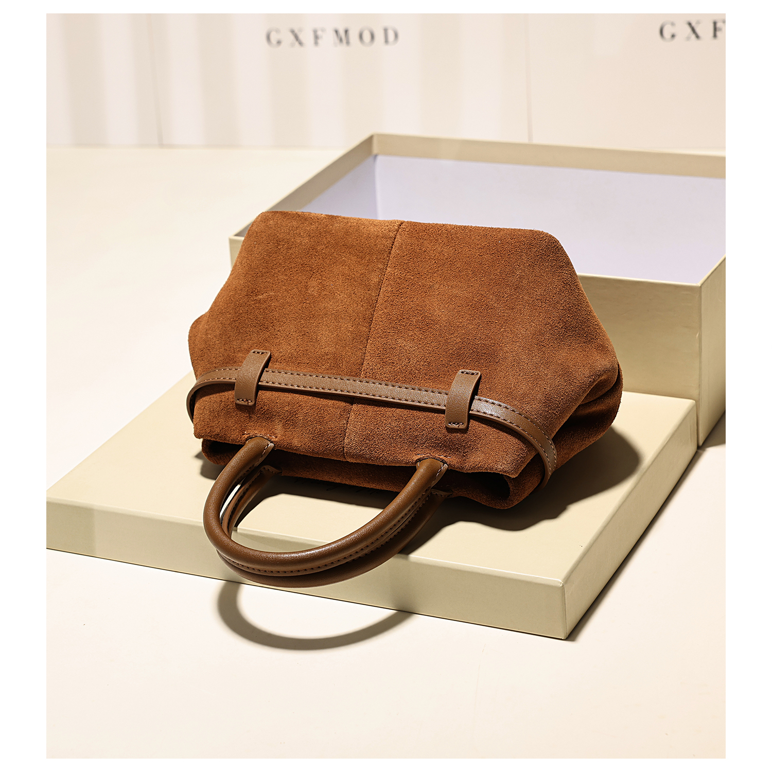 GXFMOD高级感复古麂皮绒手提包女2025早秋新款通勤百搭单肩斜挎包 - 图1