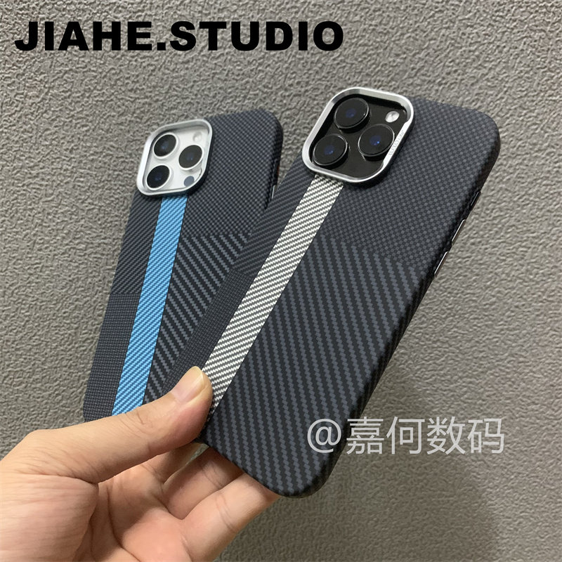 撞色条纹碳纤维纹理PC材质适用iPhone16proMax手机壳磁吸充电苹果15proMax硬壳14proMax浮雕13保护壳轻奢肤感 - 图2
