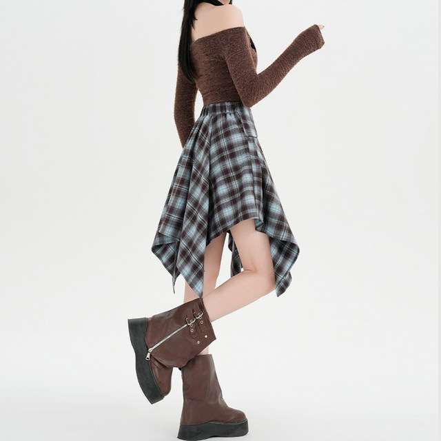 American retro plaid skirt girl group dancing
