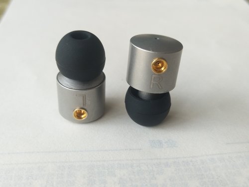 老猫Z5000S人声系DIY定制耳机/GR09／IE800S/榭兰图/K3003/se846 - 图1