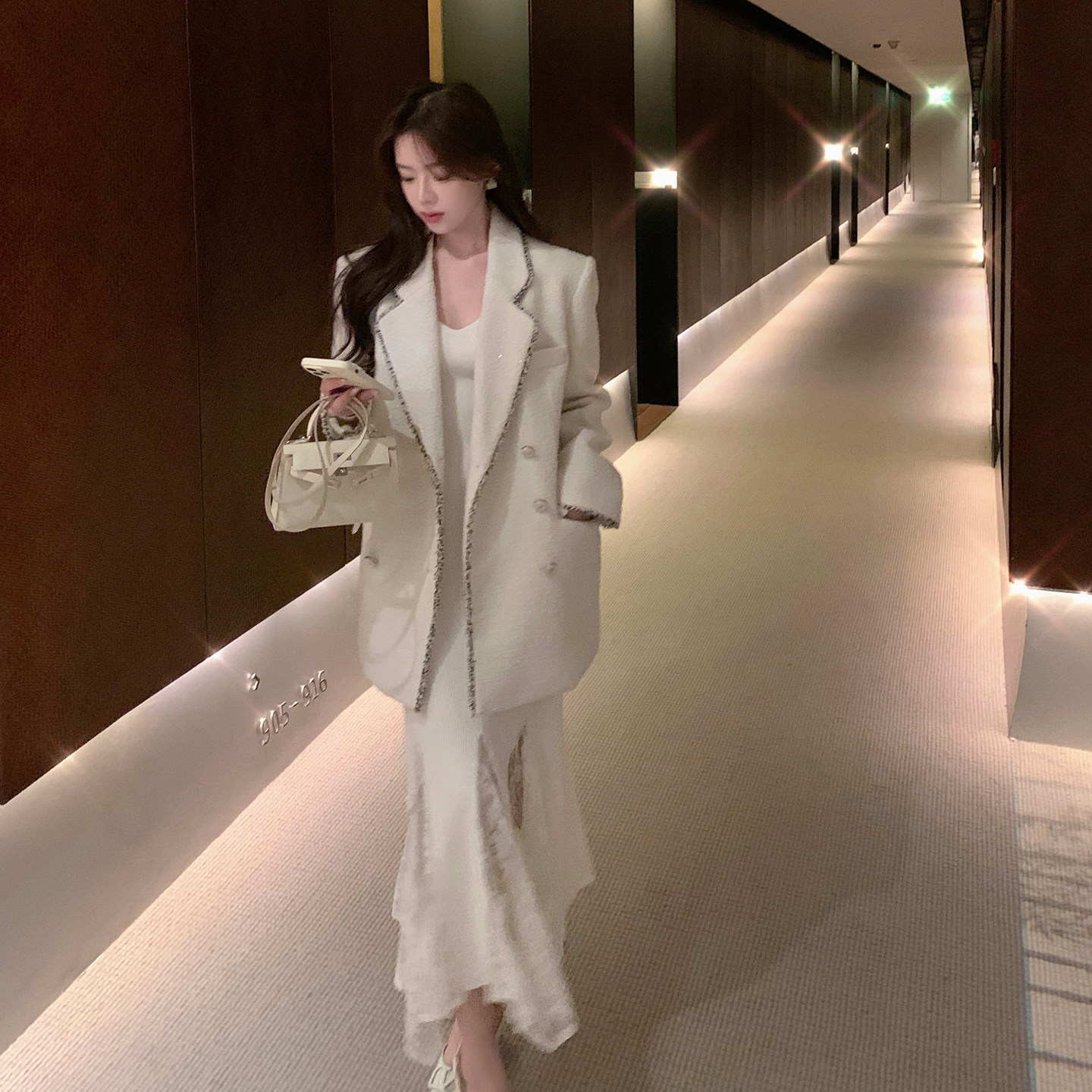 ByYou2026春季v领长袖拼接蕾丝白色兔绒针织连衣裙长款内搭毛衣裙,淘宝优惠券,粉丝福利购,淘宝优惠卷