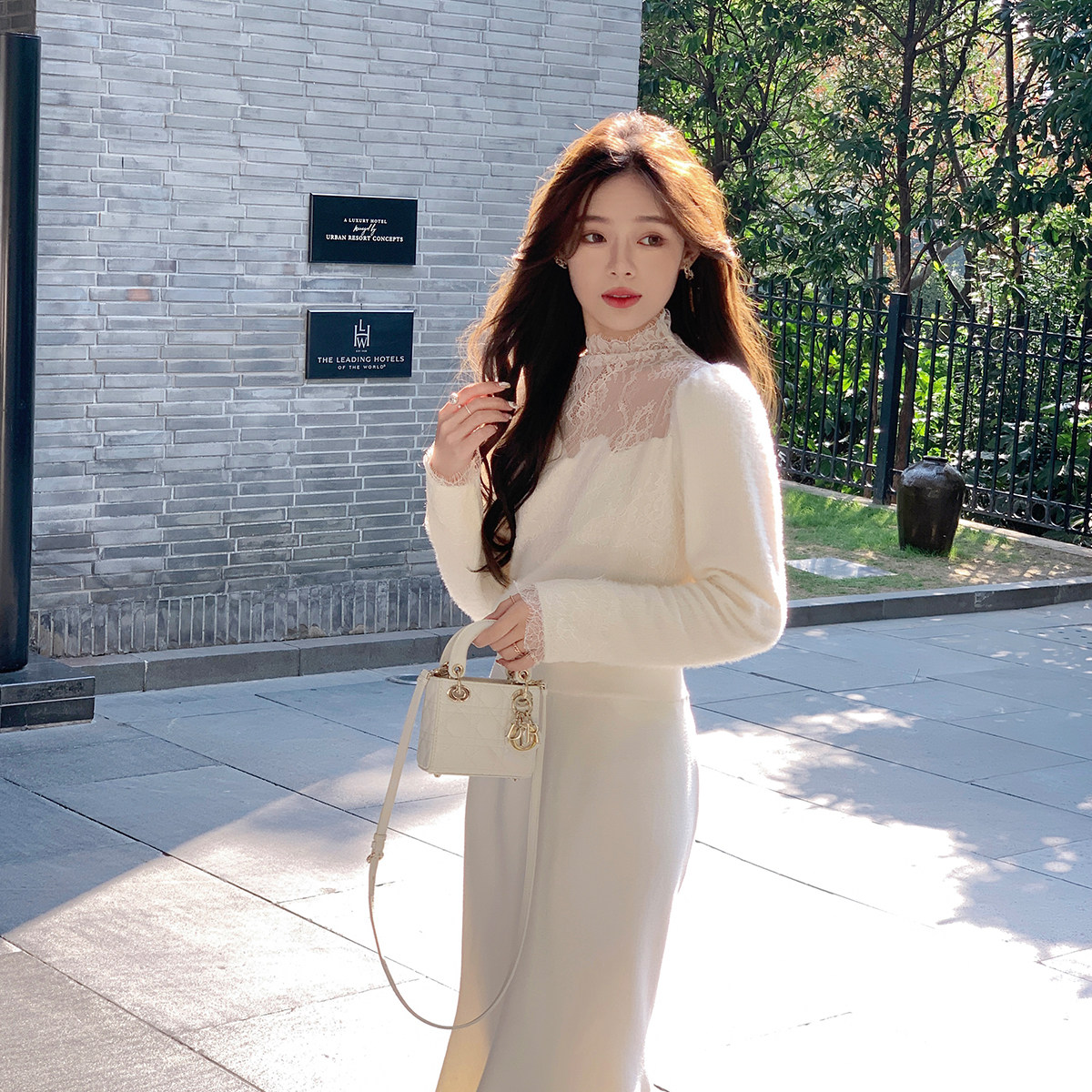 ByYou 2025秋季新款洋气高领蕾丝打底衫女拼接白色内搭针织衫上衣,淘宝优惠券,粉丝福利购,淘宝优惠卷