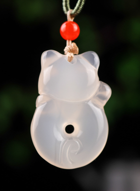 白玛瑙玉髓招财猫吊坠 玉石平安扣挂件卡通玩偶饰品项链复古国风