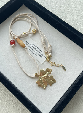 新款一帆风顺木珠红玛瑙枫叶项链女简约手工串珠编织中长款棉绳链