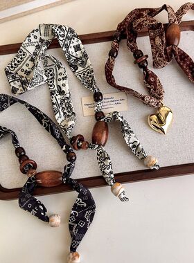 复古气质腰果花系脖丝巾项链女小众高级感装饰领巾串珠毛衣链配饰