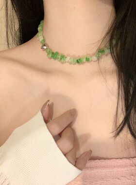 简约爱心磁铁项链配饰脖颈链2024年新款女夏设计感小众锁骨链