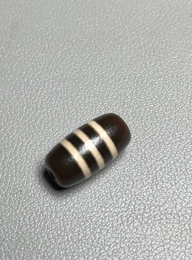 藏传老油三线包浆高油天珠