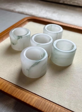 天山翠男士玉扳指冰种飘花指环