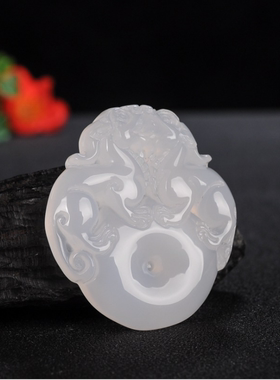 白玉髓双貔貅吊坠玛瑙财源滚滚平安发财挂件