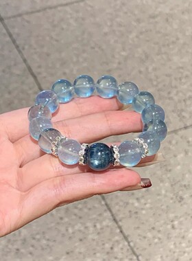 仿天然海宝蓝水晶手链轻奢小众设计冰透蓝色水晶手串少女手链礼物