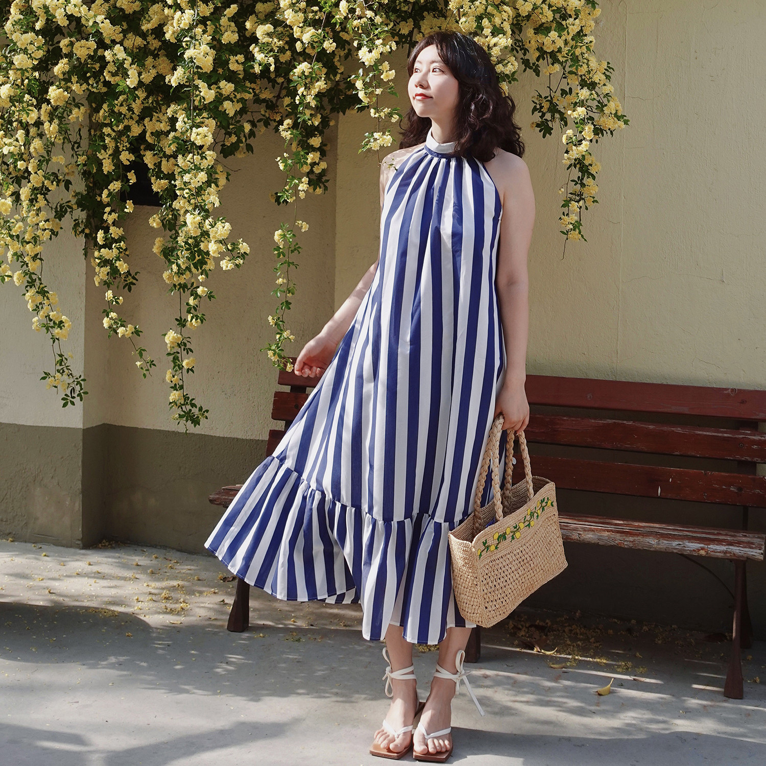 Into Fiction100%天丝宽松遮肉老钱海岛度假风蓝白条纹挂脖连衣裙,淘宝优惠券,粉丝福利购,淘宝优惠卷