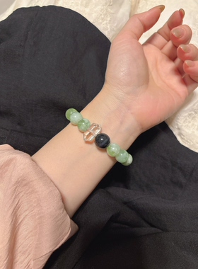 2026年新款岫玉蓝虎眼水晶手串手链女款小众叠戴手串绿色饰品转运