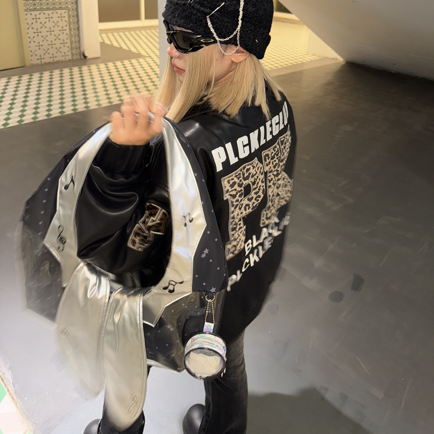 梁拌泡菜电子兔宠包单肩包潮流休闲原创设计百搭可爱风挎包兔包,淘宝优惠券,粉丝福利购,淘宝优惠卷