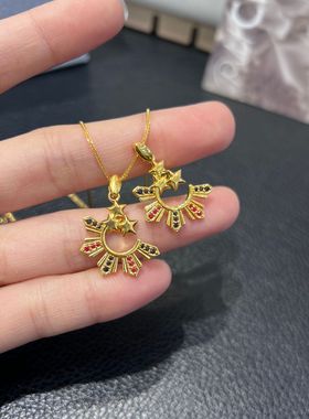 纯18k勋章吊坠au750彩金镂空三星牌吊坠轻奢小众设计感百搭锁骨链