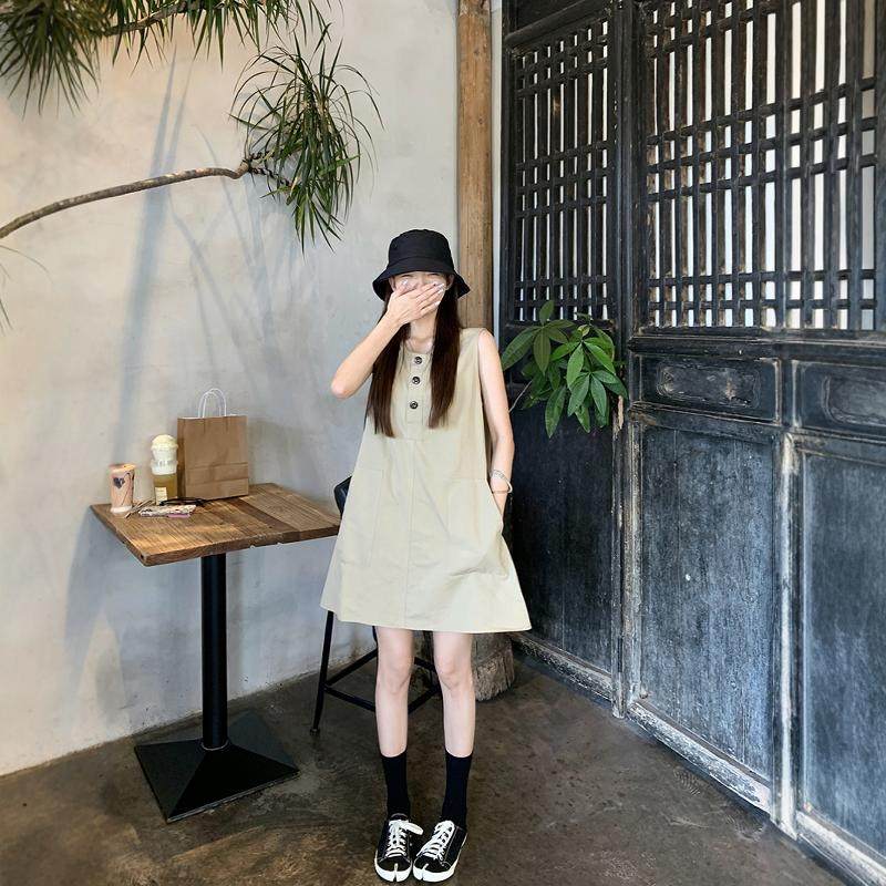 慵懒风宽松休闲无袖背心裙女夏季新款气质显瘦设计感A字连衣裙潮