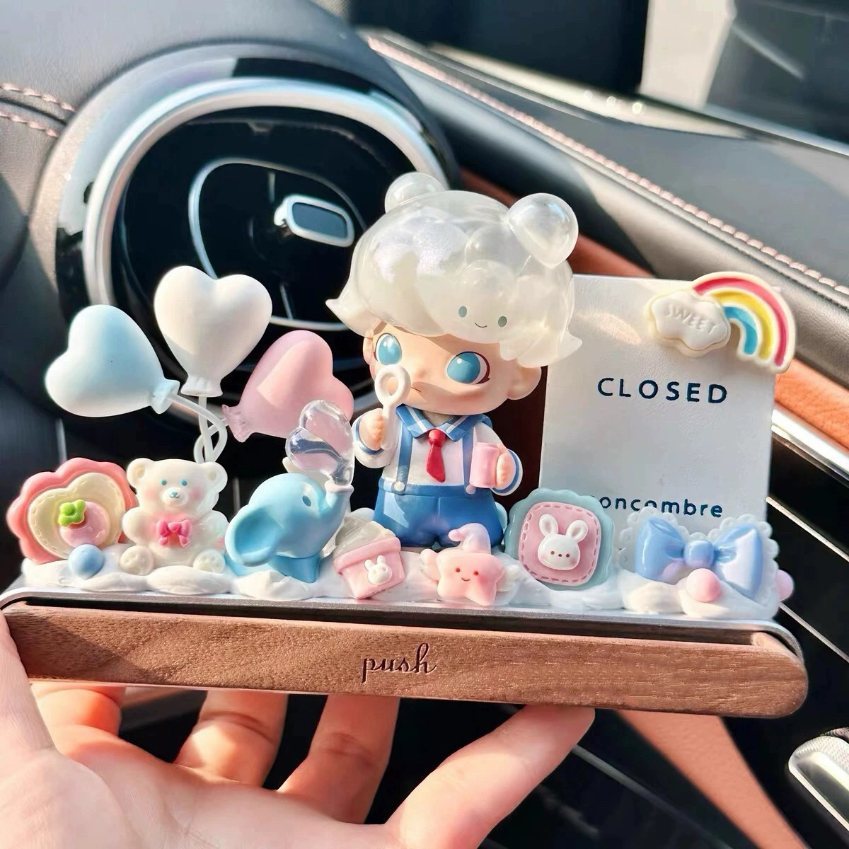 Dimoo动物王国系列奶油胶停车牌胡桃木中控台摆件高级感创意礼物 - 图0