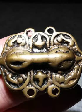 藏传老利马铜托甲护身吊坠