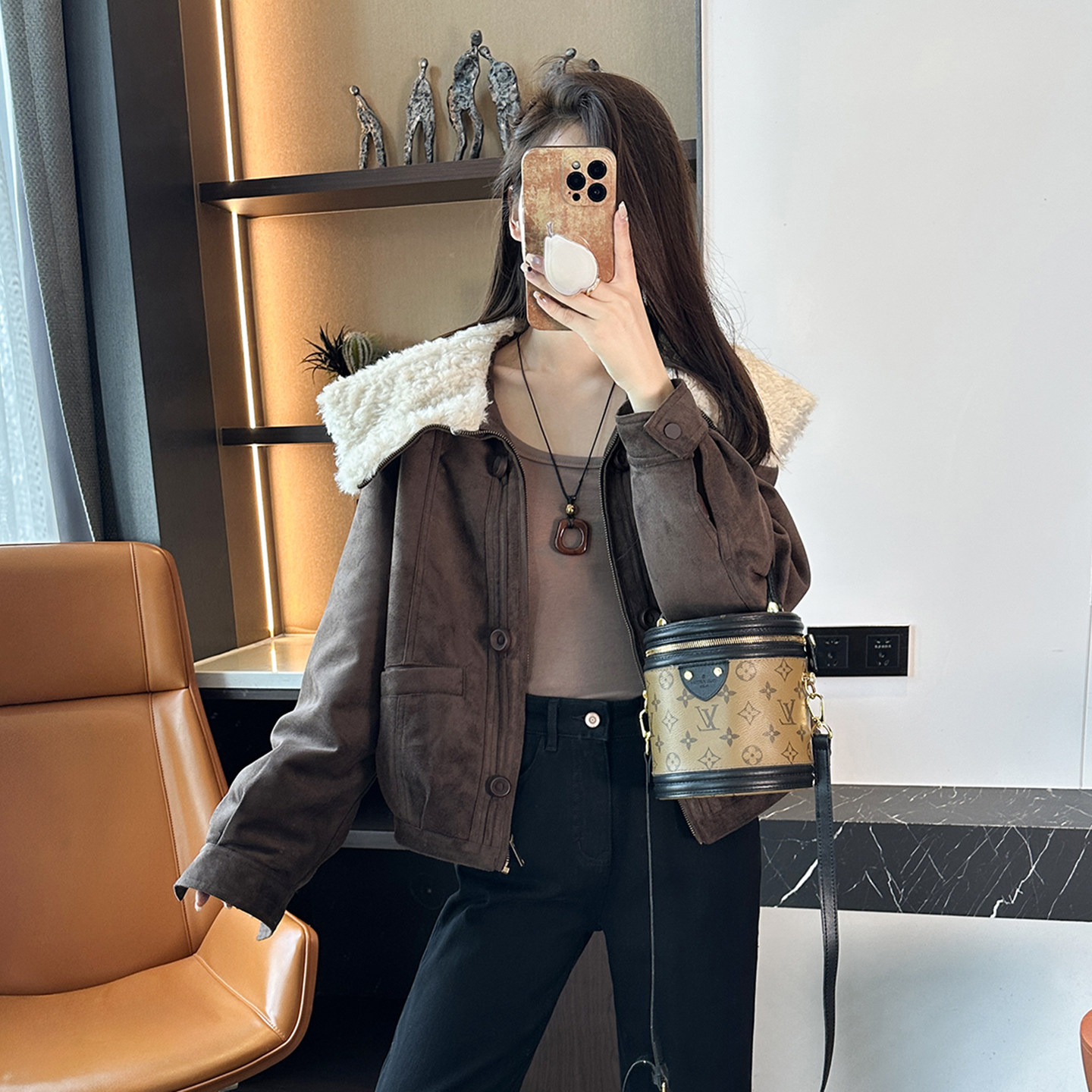 自留款！！90白鸭绒麂皮绒羽绒服复古咖色羊羔毛翻领外套女短外套,淘宝优惠券,粉丝福利购,淘宝优惠卷