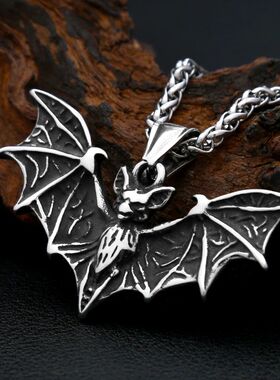 New Vintage Bat Pendant Necklace Stainless Steel Gothic Fash
