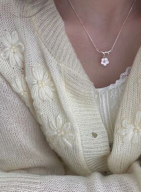 Womens Cherry Blossom Necklace Light Luxury Minimalist Desig