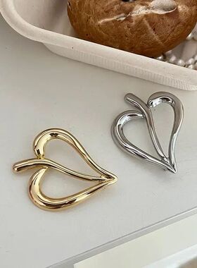 Stainless Steel Heart Fashion Vintage Metal Brooches for Wom