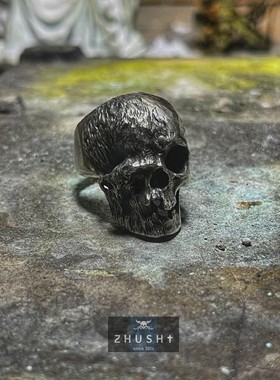 主师新款银饰原创2025手工经典纯银手雕肌理骷髅内秀指环匠心戒指