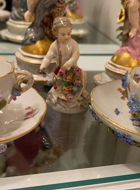 Meissen梅森手工花小摩卡一对