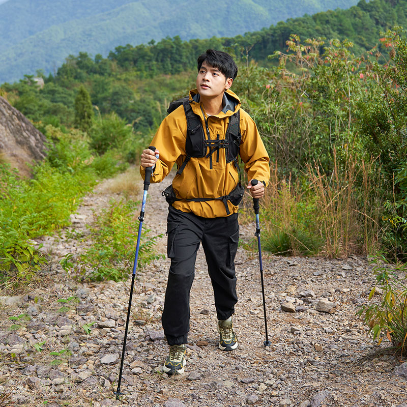 牧高笛登山杖碳素超轻伸缩户外徒步爬山四节轻量外锁碳纤维手杖 - 图3