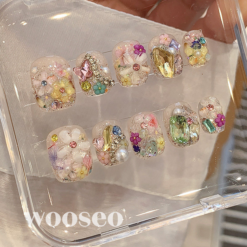 穿戴甲短款高级感纯手工立体雕花穿戴式美甲2026新款爆款指甲贴片,淘宝优惠券,粉丝福利购,淘宝优惠卷