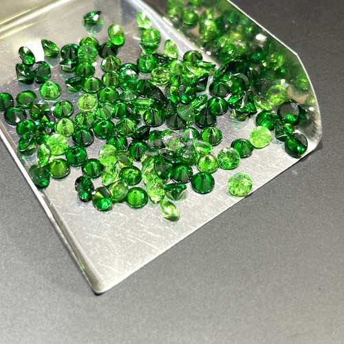 天然沙弗莱裸石配石 圆形1MM-4MM 群镶沙弗莱戒面配石 - 图3