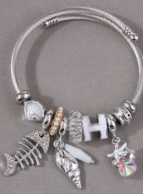 时尚简洁潘家百搭鱼骨海螺海星多元素挂坠女气质手镯0558