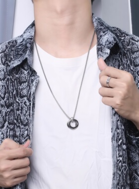 黑色三环项链男女士2026新款学生潮流嘻哈小众设计高级送礼物吊坠